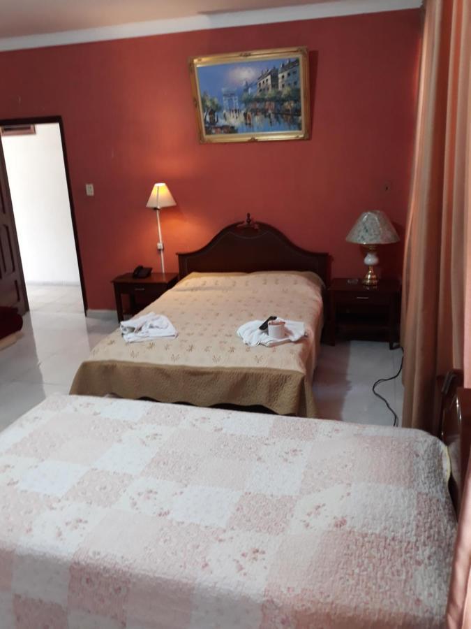 Hotel Viru Viru 1 ซานตาครูซเดอลาเซียร์รา ภายนอก รูปภาพ
