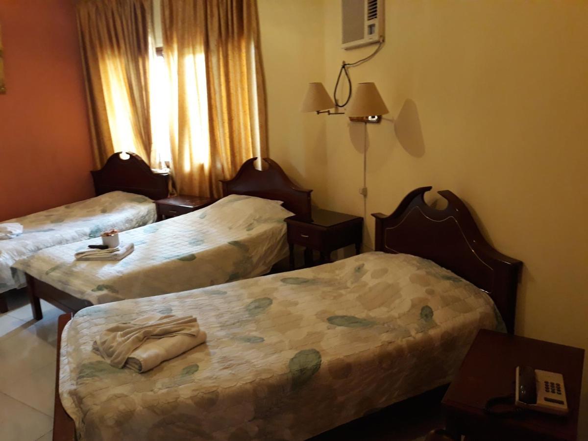 Hotel Viru Viru 1 ซานตาครูซเดอลาเซียร์รา ภายนอก รูปภาพ